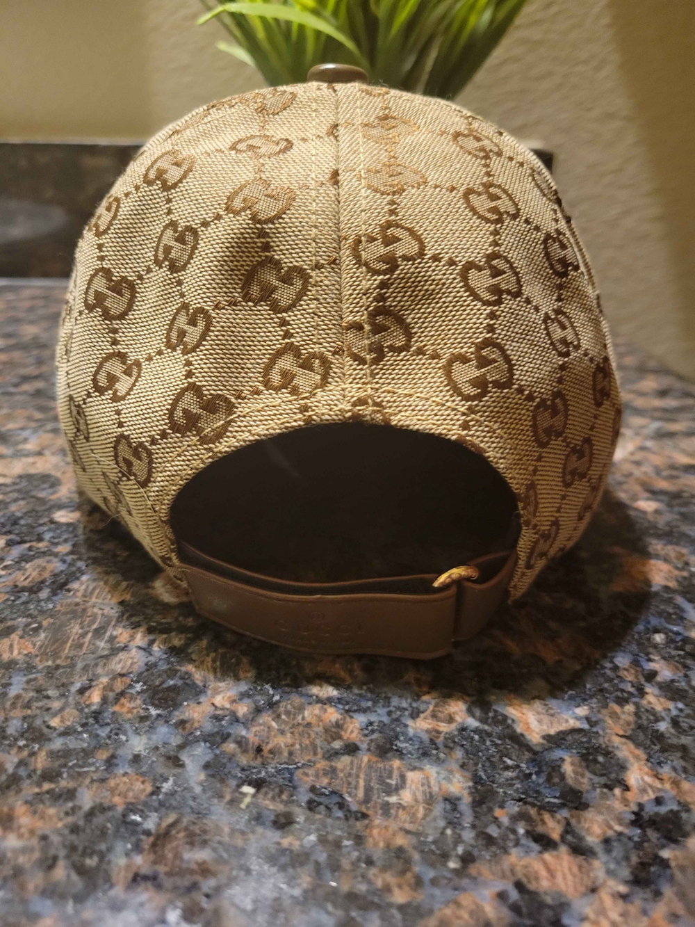 Gucci Beige/Brown GG Monogram Baseball Cap - Picture 5 of 9